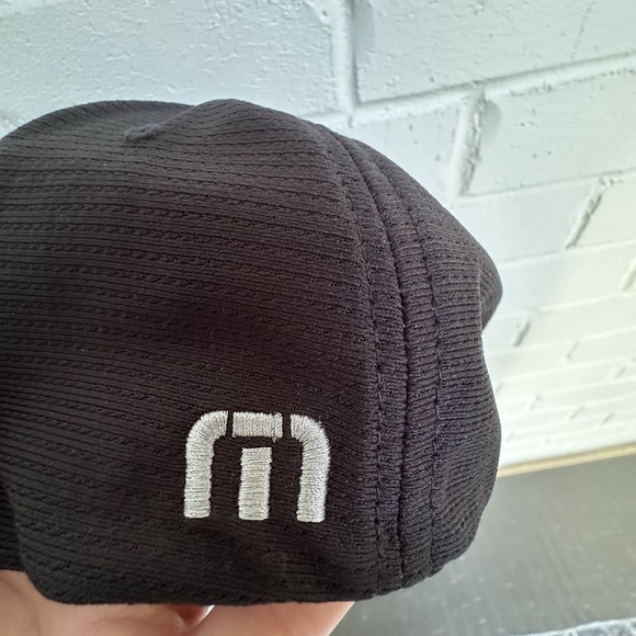 TRAVIS MATHEW Size L-XL Black Original Flexfit Golf Hat Rad Flexback Cap‎ - Picture 4 of 9